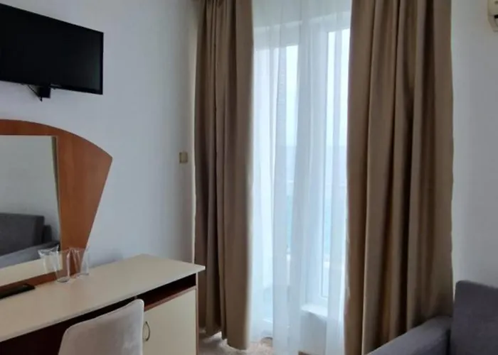 Elite Family 2* Kiten (Burgas)